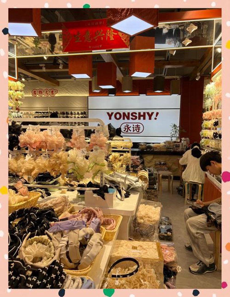 发饰批发：时尚潮流背后的产业趋势